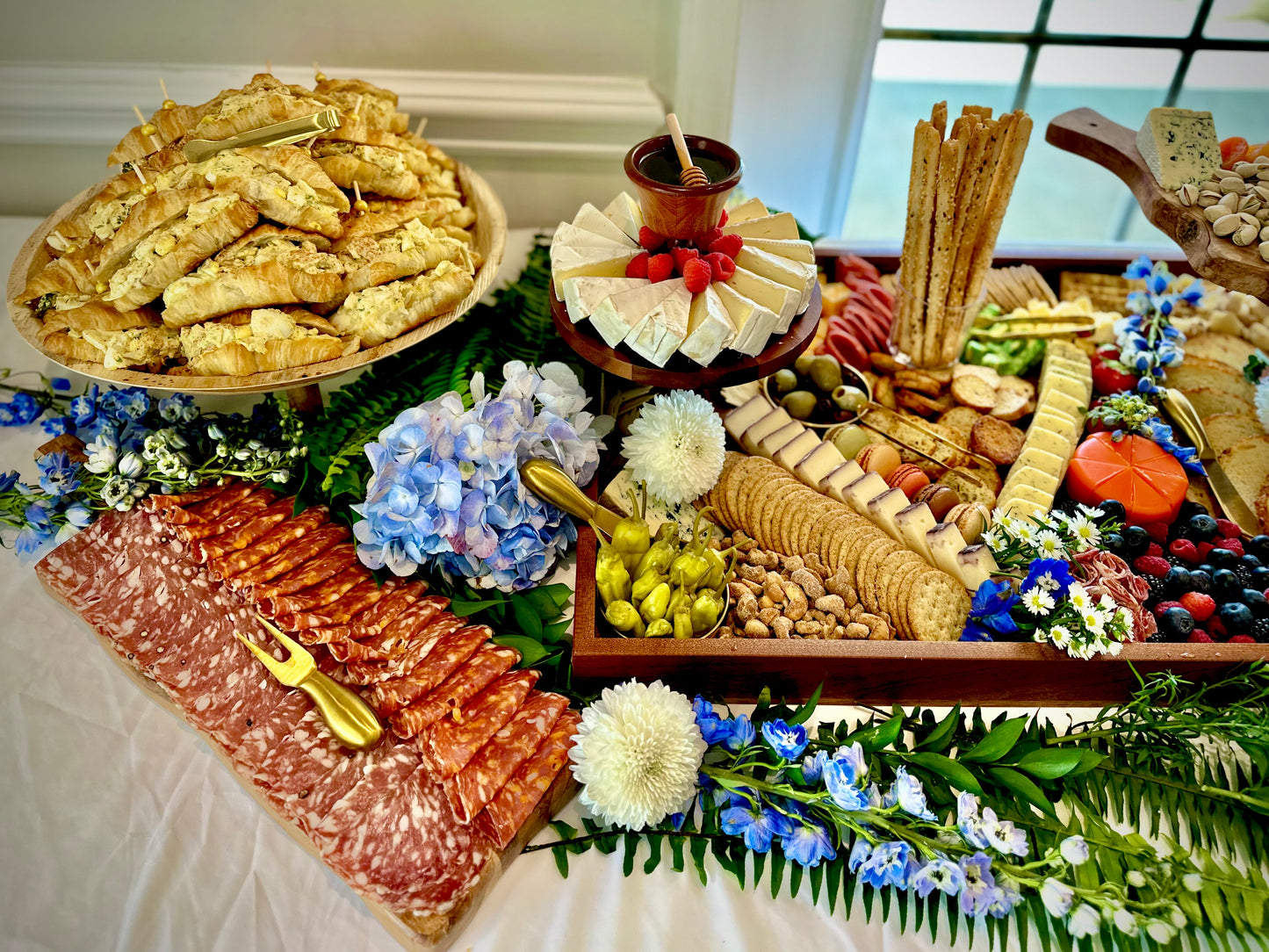 Graze Table- 8ft x 18in, Feeds 90-100