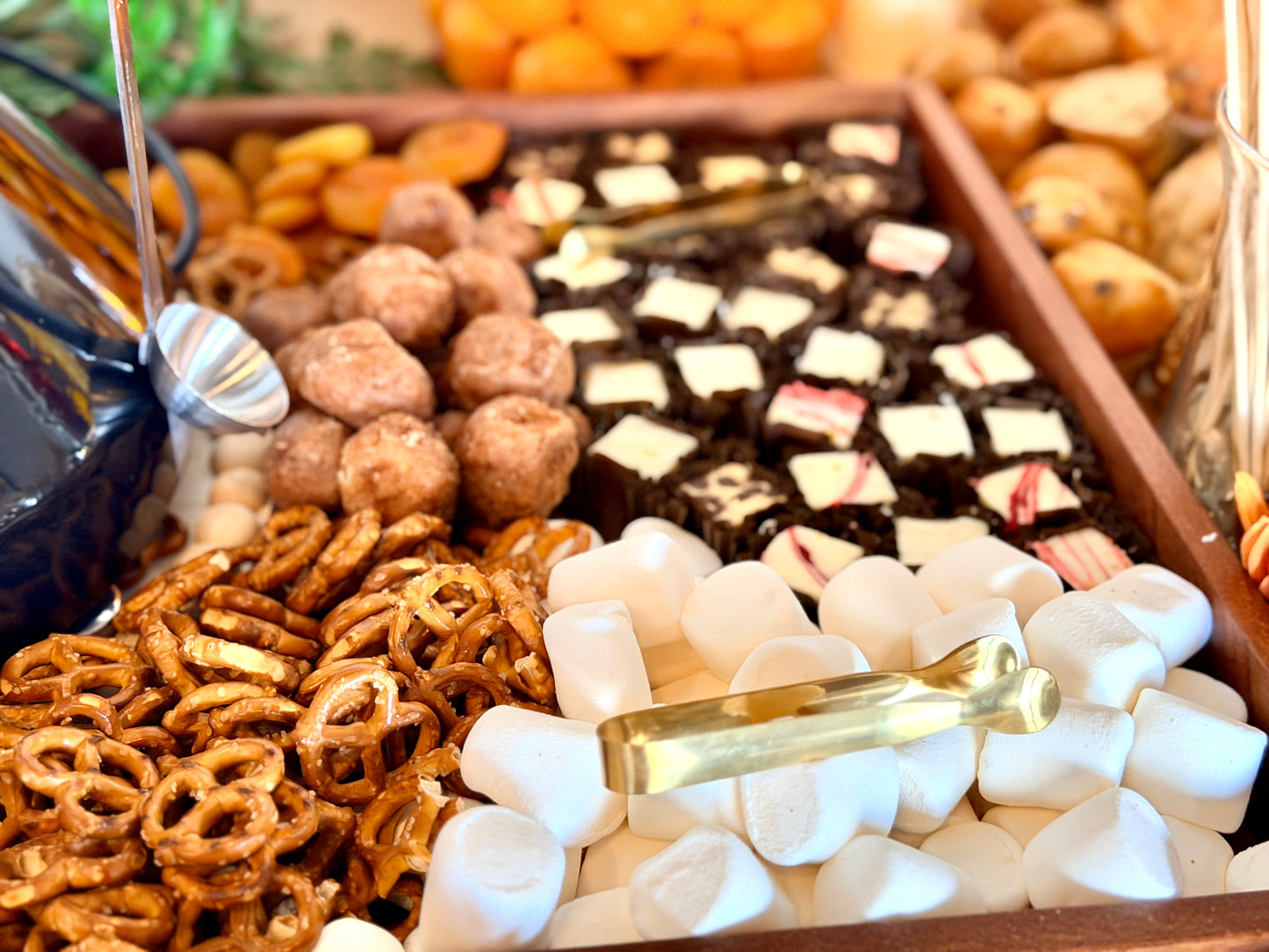 Rent- Chocolate or Cheese Fondue Fountain